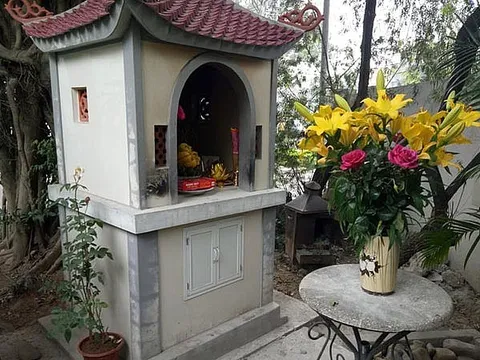 Đại dịch Corona và câu chuyện về ngôi miếu nhỏ thờ y bác sĩ hy sinh vì SARS
